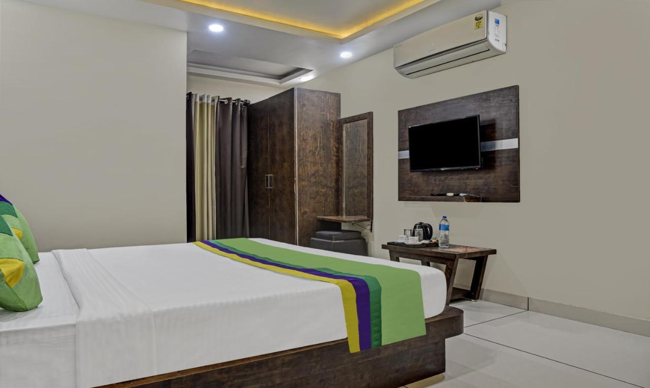 Treebo Trend Jalsa Dlx Hoshangabad Road Bhopal Exterior foto